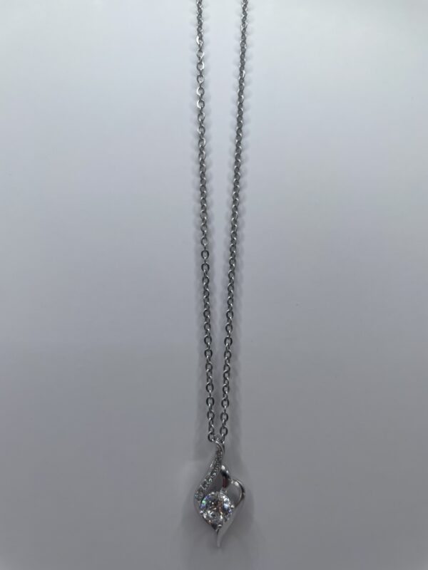 Flame | 1克拉莫桑石項鍊