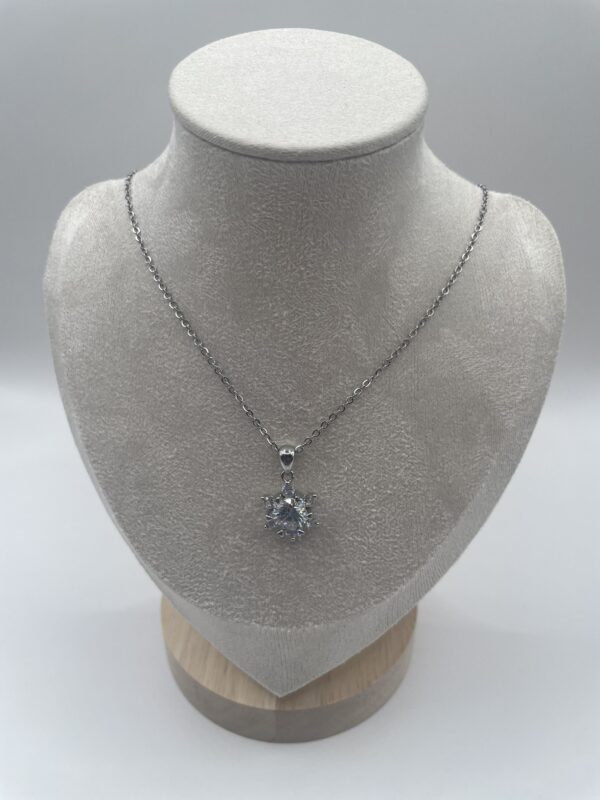 Sol | 2克拉莫桑石項鍊