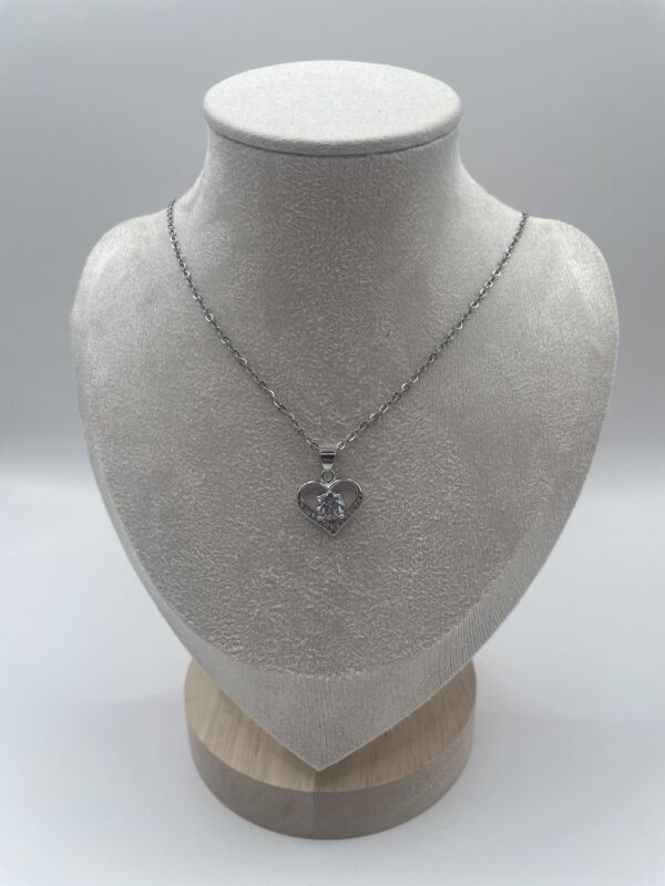 Heart | 1克拉莫桑石項鍊