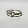 Radiant Horseshoe Open Ring | 璀璨晶鑽馬銜戒的正面雙軌排晶特寫 - Ostialia 奧斯提亞