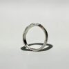 Twisted Sterling Silver Band | 光影扭轉白銀戒的戒圍弧度與光影反射 - Ostialia 奧斯提亞