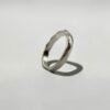 Twisted Sterling Silver Band | 光影扭轉白銀戒的側邊戒環線條 - Ostialia 奧斯提亞