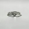 Destined Knot Silver Ring |命運交織綁結白銀戒的正圓平放俯視角度與白銀材質光澤特寫 - Ostialia 奧斯提亞